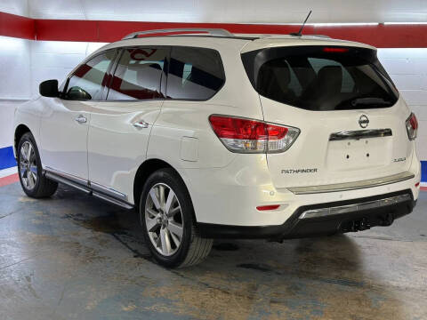 2013 Nissan Pathfinder Platinum