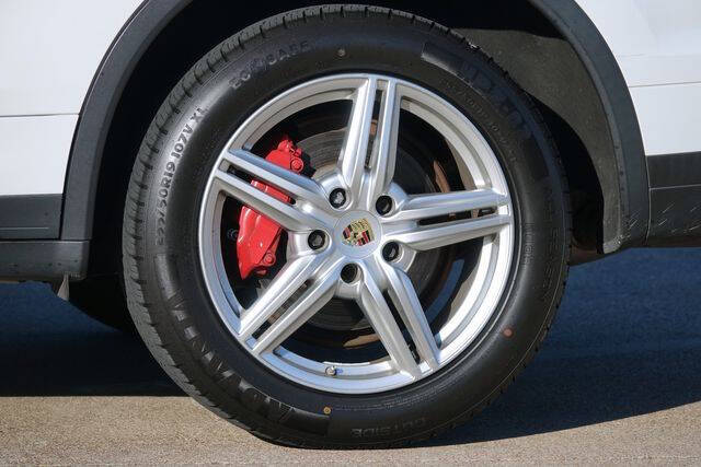 2016 Porsche Cayenne S