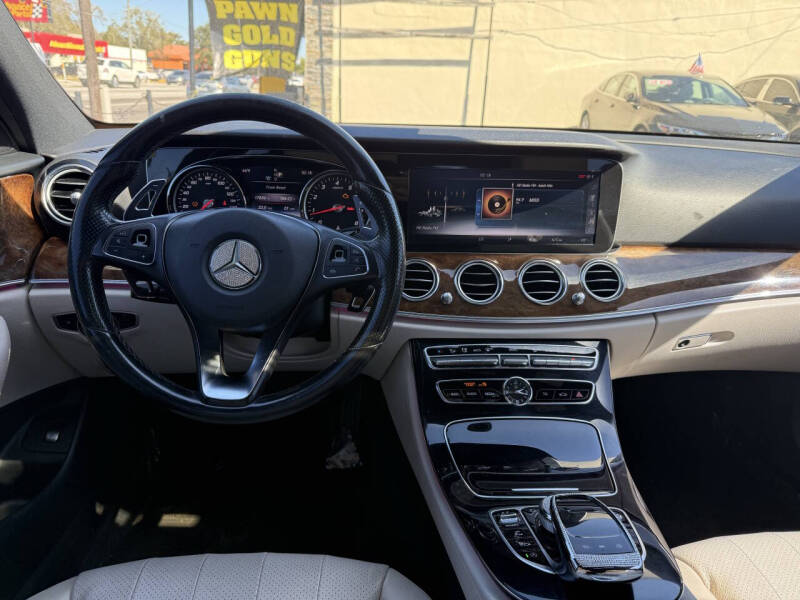 2017 Mercedes-Benz E-Class E 300 4MATIC