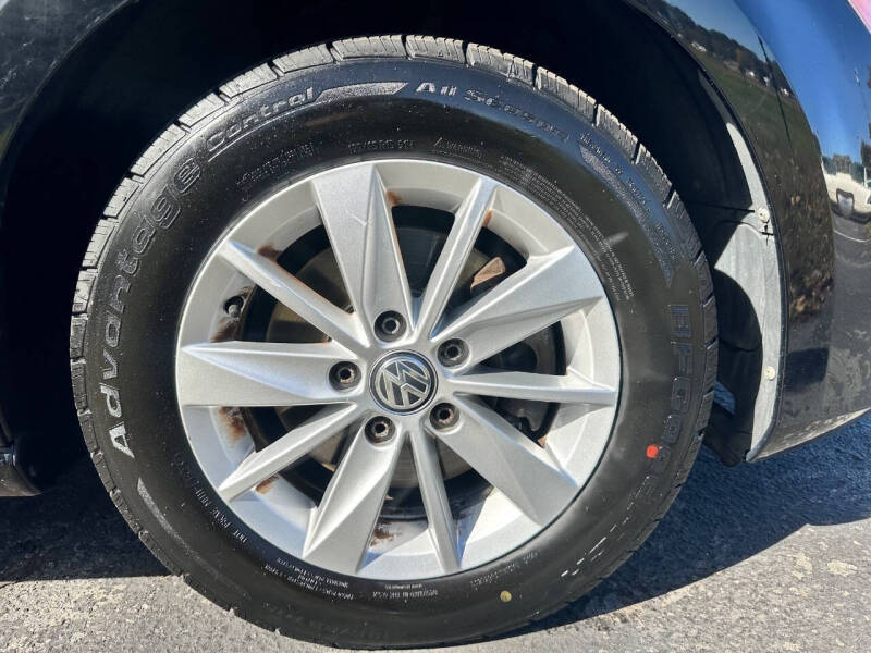 2015 Volkswagen Golf TSI S