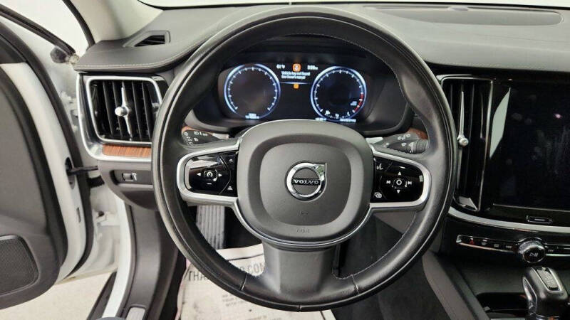 2020 Volvo V60 Cross Country T5