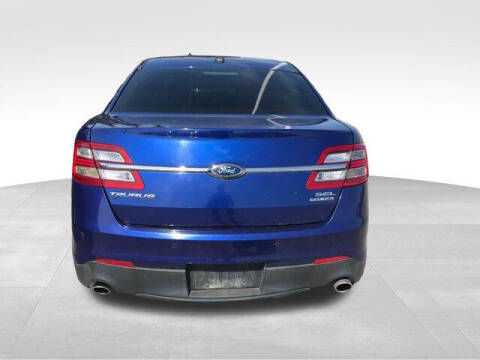 2015 Ford Taurus SEL