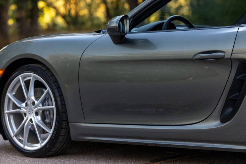 2021 Porsche 718 Boxster