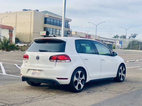 2012 Volkswagen GTI Base PZEV