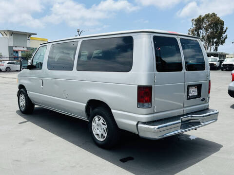 2006 Ford E-Series E-150 XLT