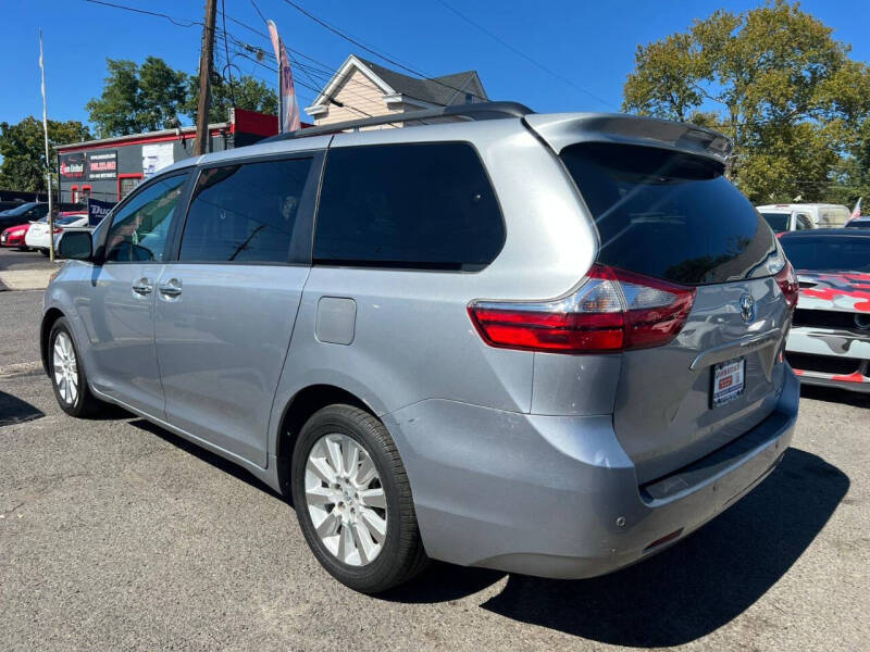 2015 Toyota Sienna Limited 7-Passenger