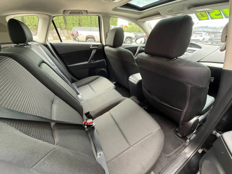 2013 Mazda MAZDA3 i Touring