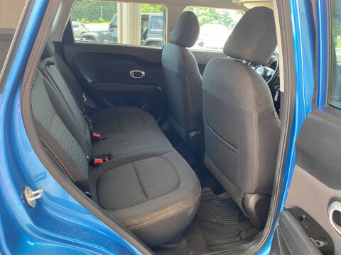 2016 Kia Soul +