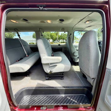 2008 Ford E-Series E-350 SD XLT