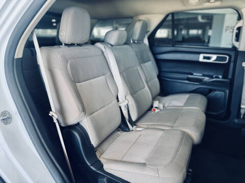 2020 Ford Explorer