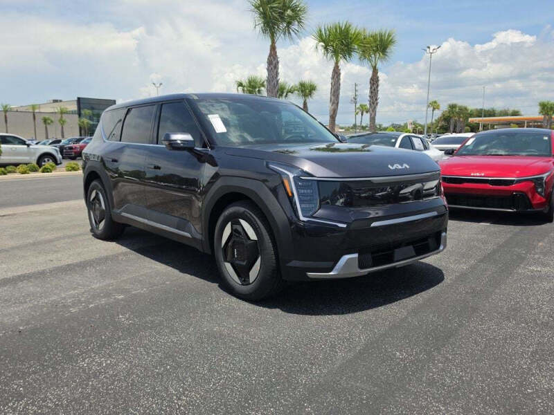 2026 Kia EV9 Light Long Range