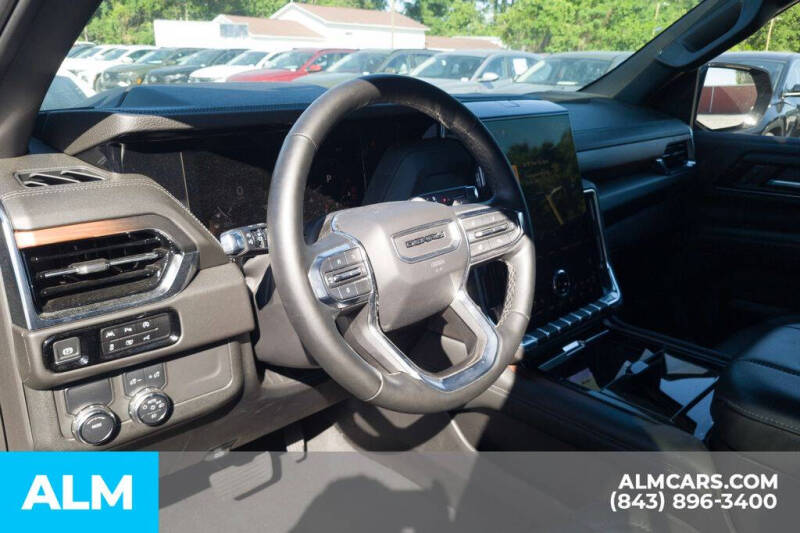 2025 GMC Yukon XL Denali