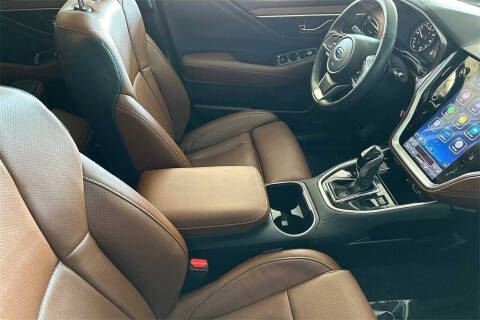 2022 Subaru Outback Touring XT