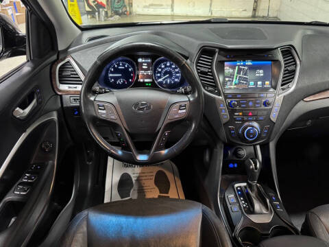2017 Hyundai Santa Fe SE Ultimate