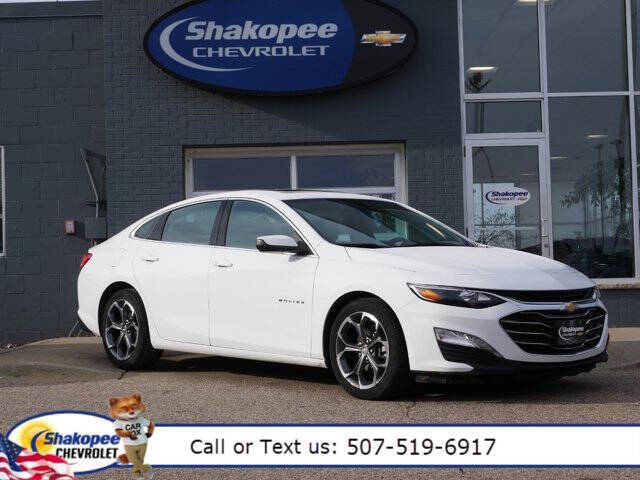 2022 Chevrolet Malibu for sale at SHAKOPEE CHEVROLET in Shakopee MN