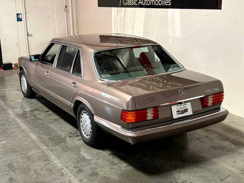 1991 Mercedes-Benz 560-Class 560 SEL