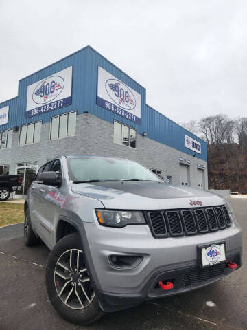 2020 Jeep Grand Cherokee for sale at 906 Motors in Gladstone MI