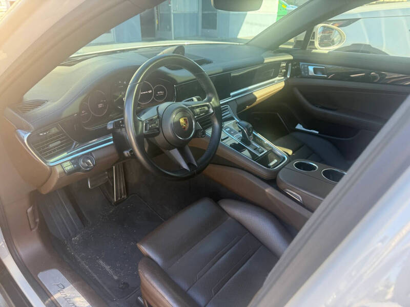 2022 Porsche Panamera 4S E-Hybrid