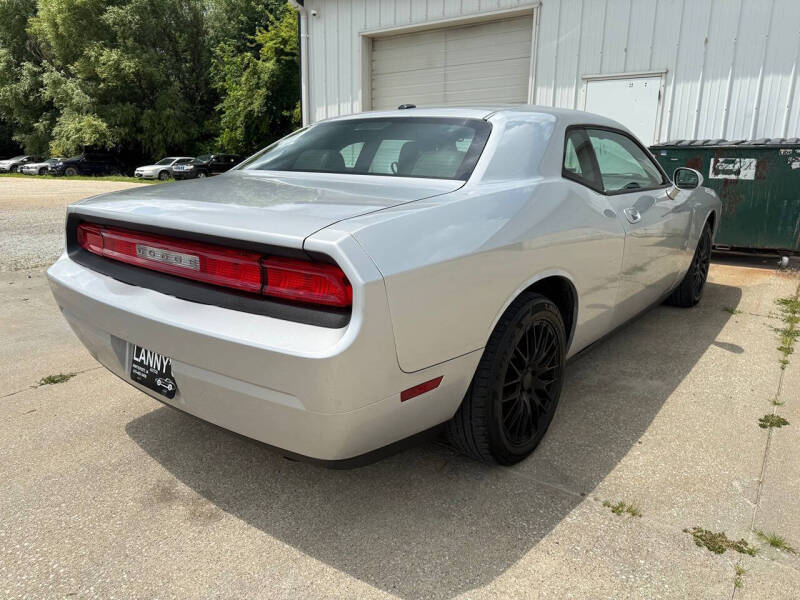 2010 Dodge Challenger SE