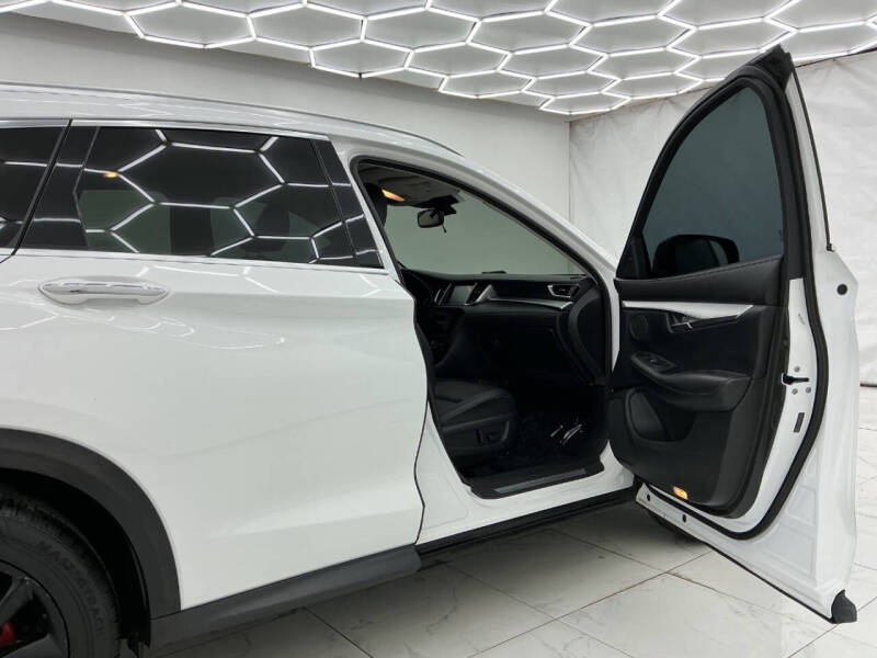 2019 Infiniti QX50 Luxe