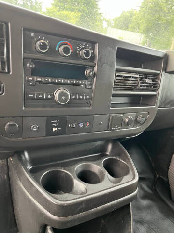 2018 Chevrolet Express 2500
