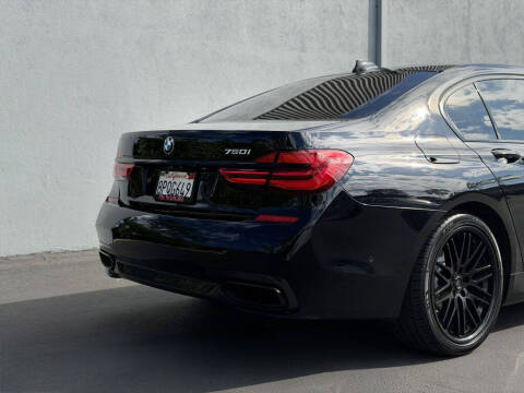 2017 BMW 7 Series 750i