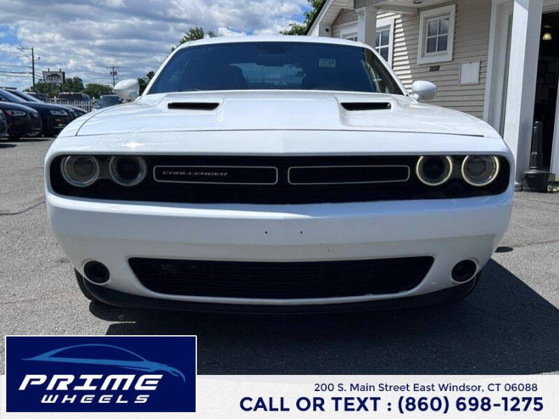 2015 Dodge Challenger SXT