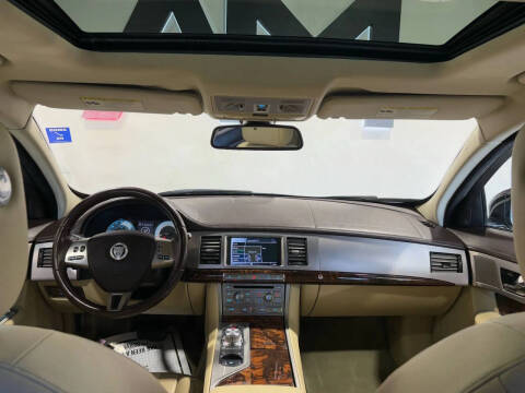 2011 Jaguar XF