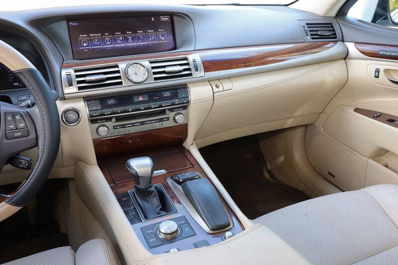 2015 Lexus LS 460
