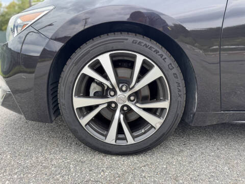 2016 Nissan Maxima Platinum