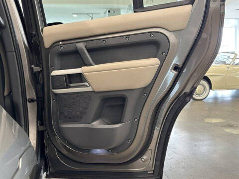 2022 Land Rover Defender 110 XS Edition