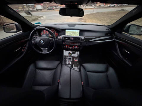 2012 BMW 5 Series 535i