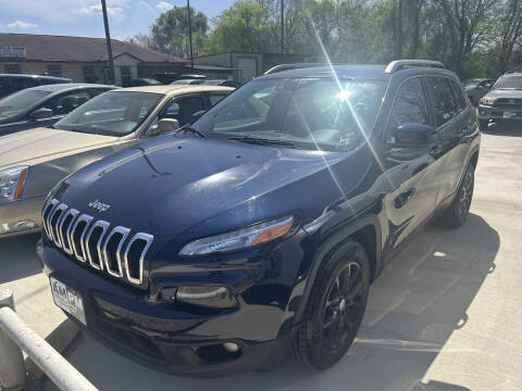 2015 Jeep Cherokee for sale at AM PM VEHICLE PROS in Lufkin TX