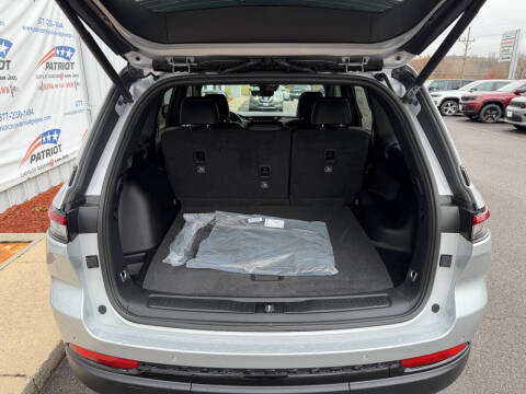 2025 Jeep Grand Cherokee Altitude X