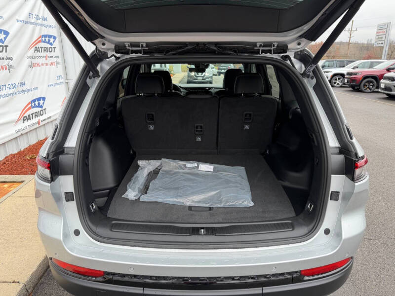 2025 Jeep Grand Cherokee Altitude X