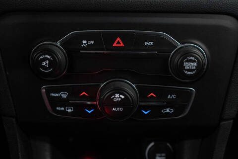 2015 Dodge Charger SXT