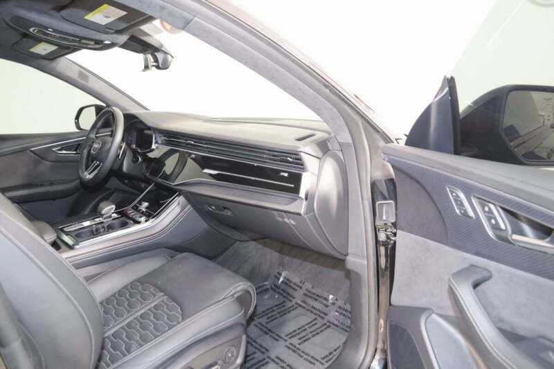 2023 Audi RS Q8 4.0T quattro