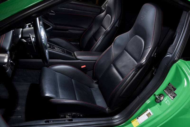 2015 Porsche 911 Turbo S