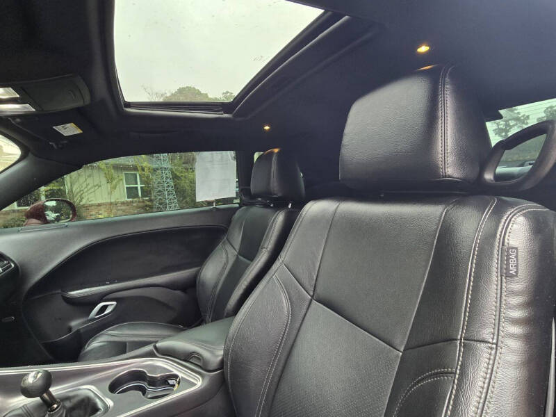 2015 Dodge Challenger R/T Plus