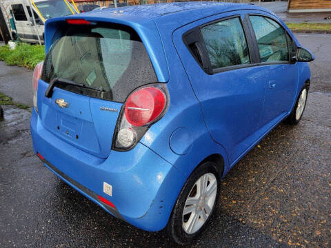 2013 Chevrolet Spark 1LT Auto