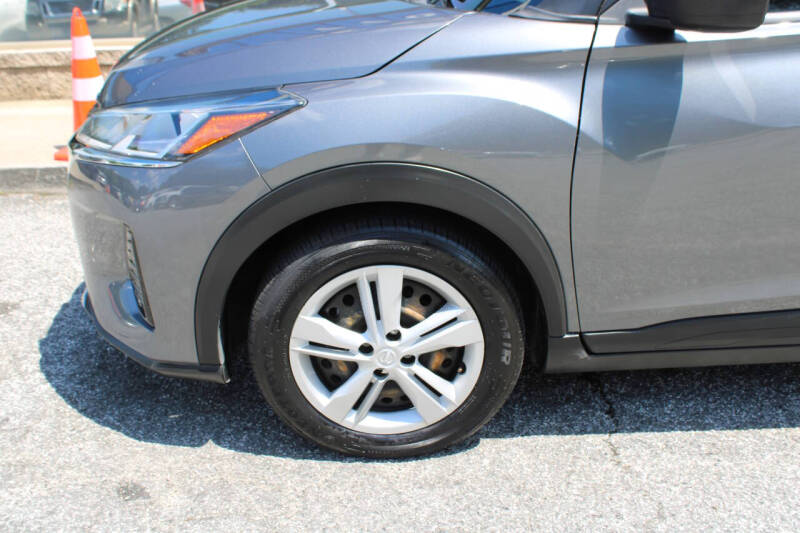2023 Nissan Kicks S