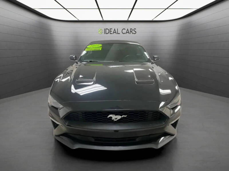 2019 Ford Mustang EcoBoost