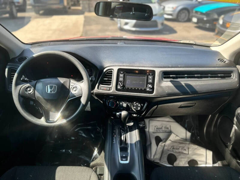 2017 Honda HR-V LX