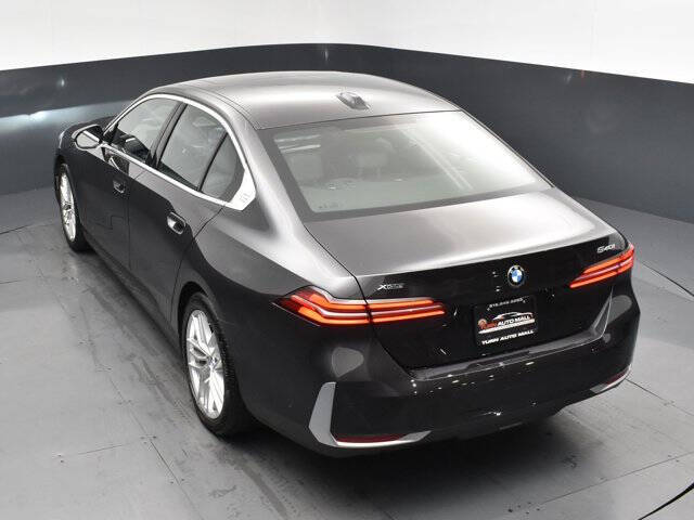 2025 BMW 5 Series 540i xDrive
