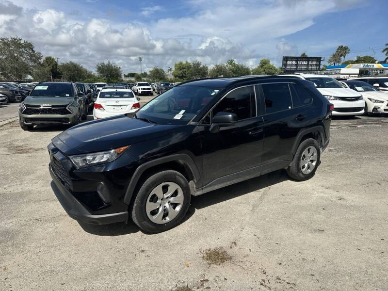 2021 Toyota RAV4 LE