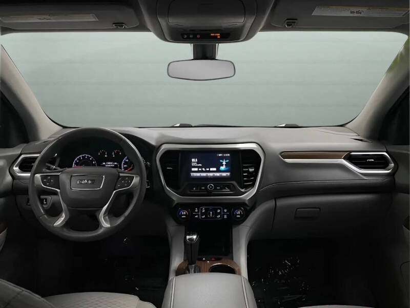 2017 GMC Acadia SLE-1