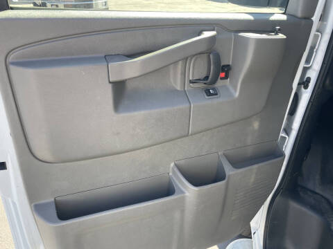 2024 GMC Savana 2500