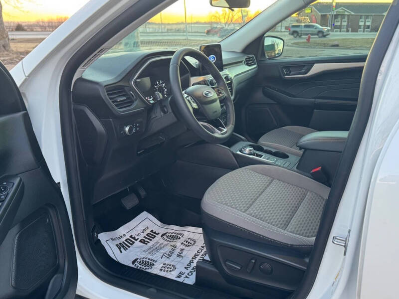 2021 Ford Escape SE