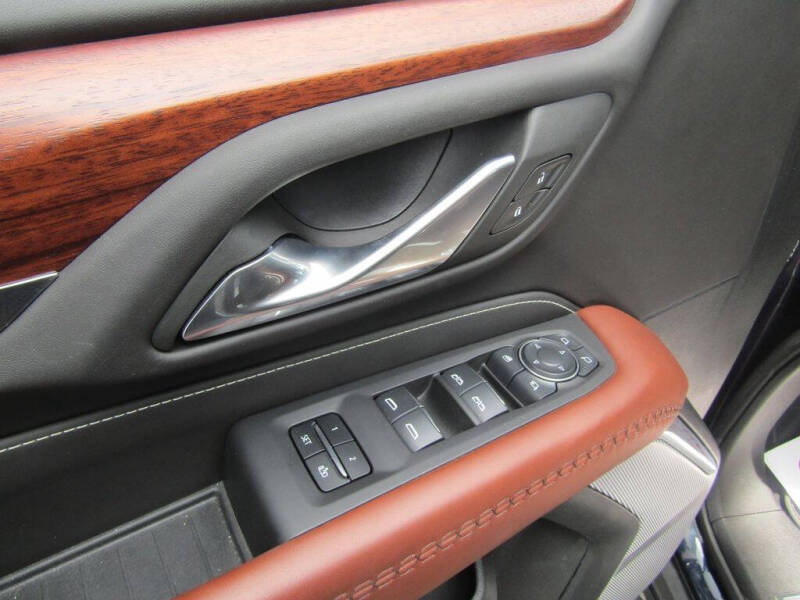2024 GMC Yukon Denali Ultimate
