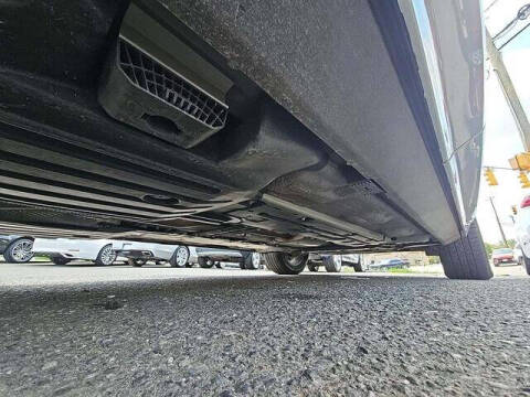 2024 Volvo XC60 B5 Core Dark Theme